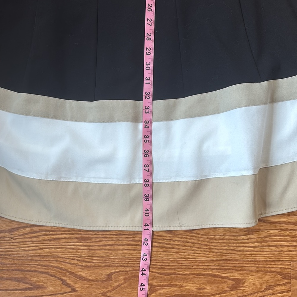 NWT Calvin Klein Black White Tan Stripe
Fit & Flare Sleeveless Dress Size 10 - Picture 11 of 12
